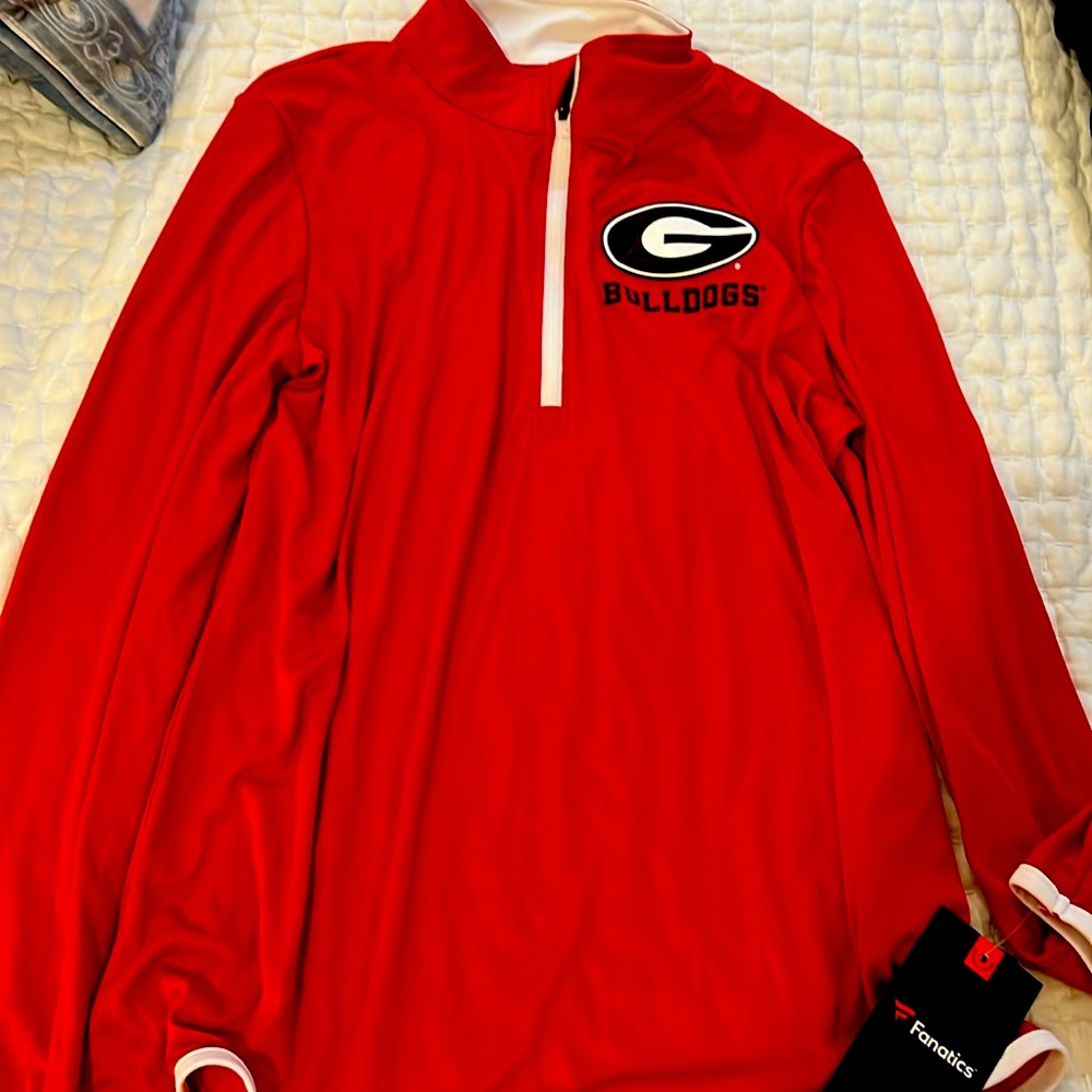 Women’s Fanatics NWT UGA Georgia’s Bulldogs long sleeved shirt